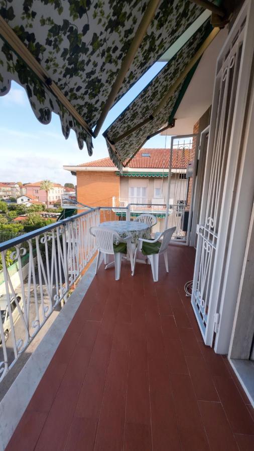 La Casa Di Giugiu Apartment Diano Marina Exterior foto